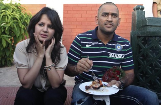 Dhoni 2